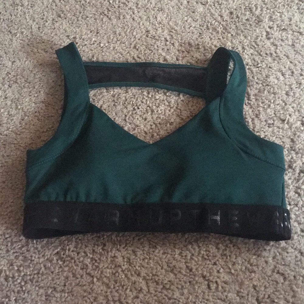 Jessica Simpson sports bra